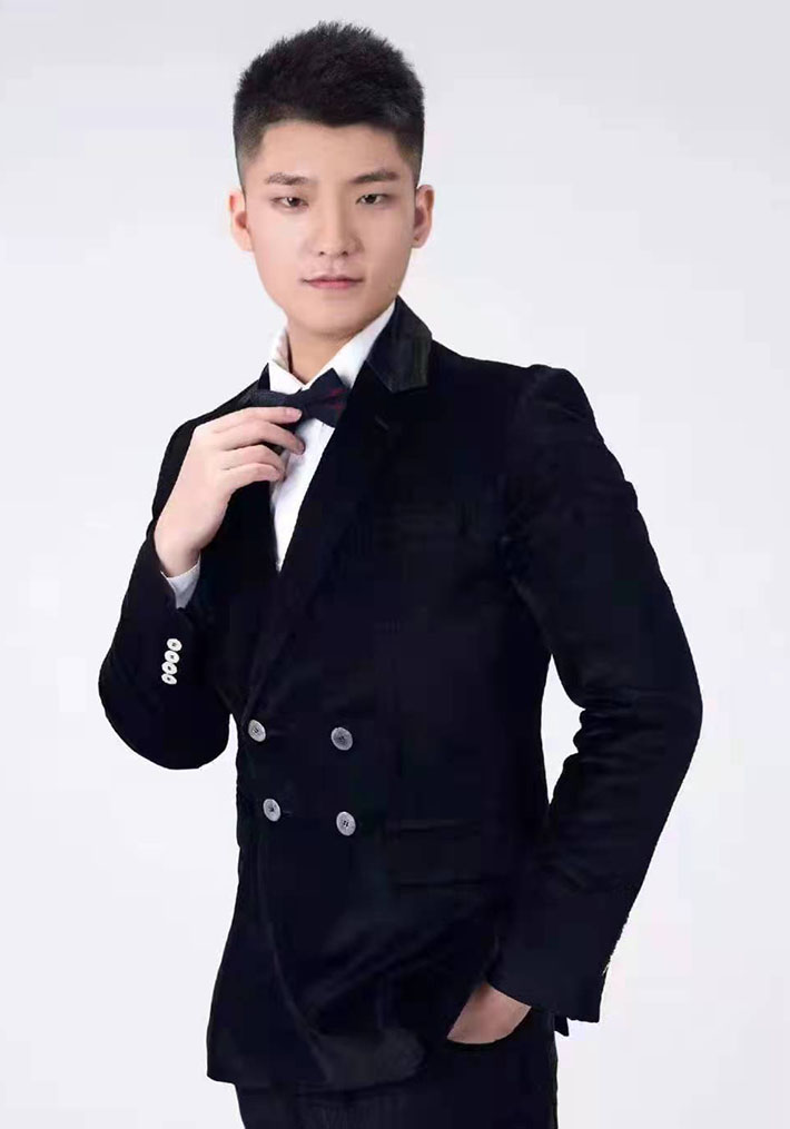 李宁